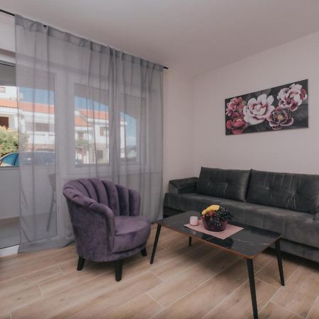 Apartments Virgine Maria I Baska  Bagian luar foto