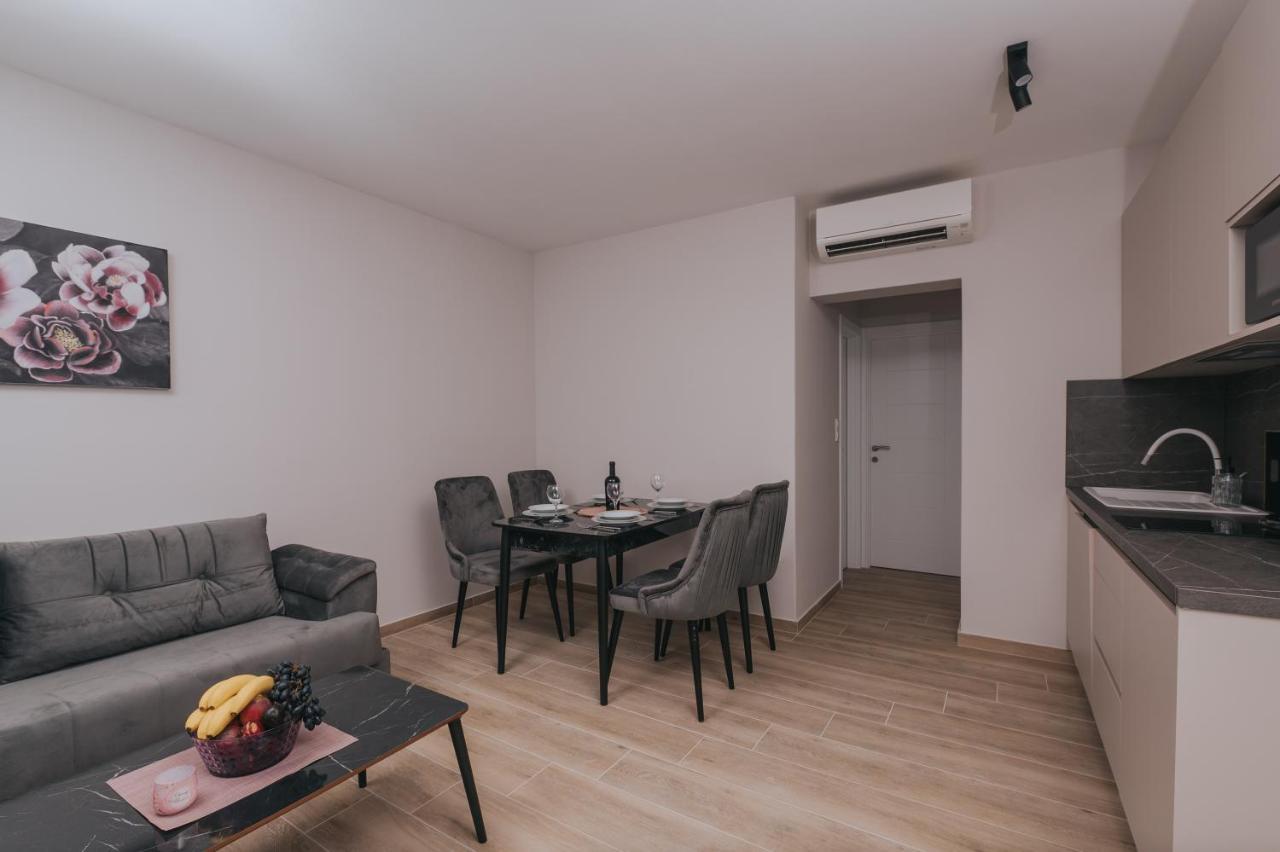 Apartments Virgine Maria I Baska  Bagian luar foto