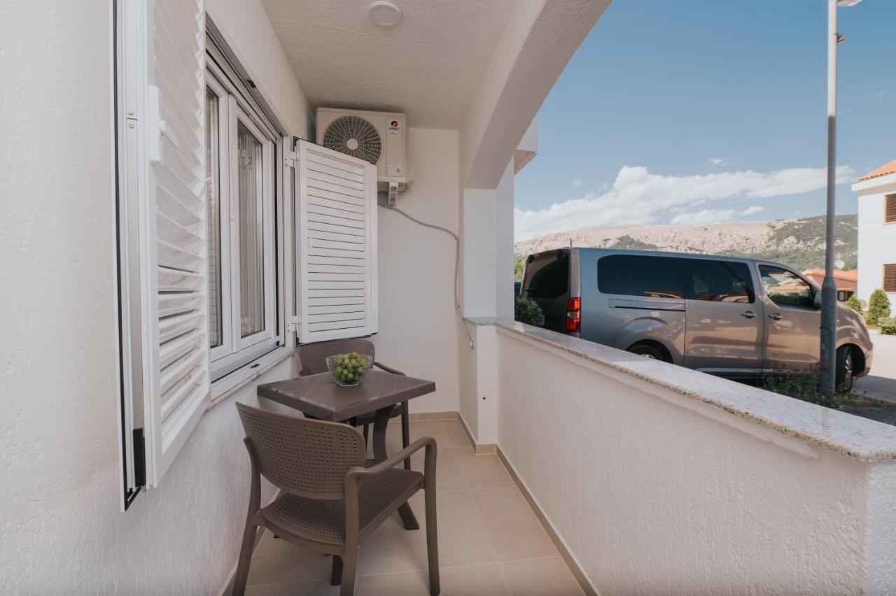 Apartments Virgine Maria I Baska  Bagian luar foto