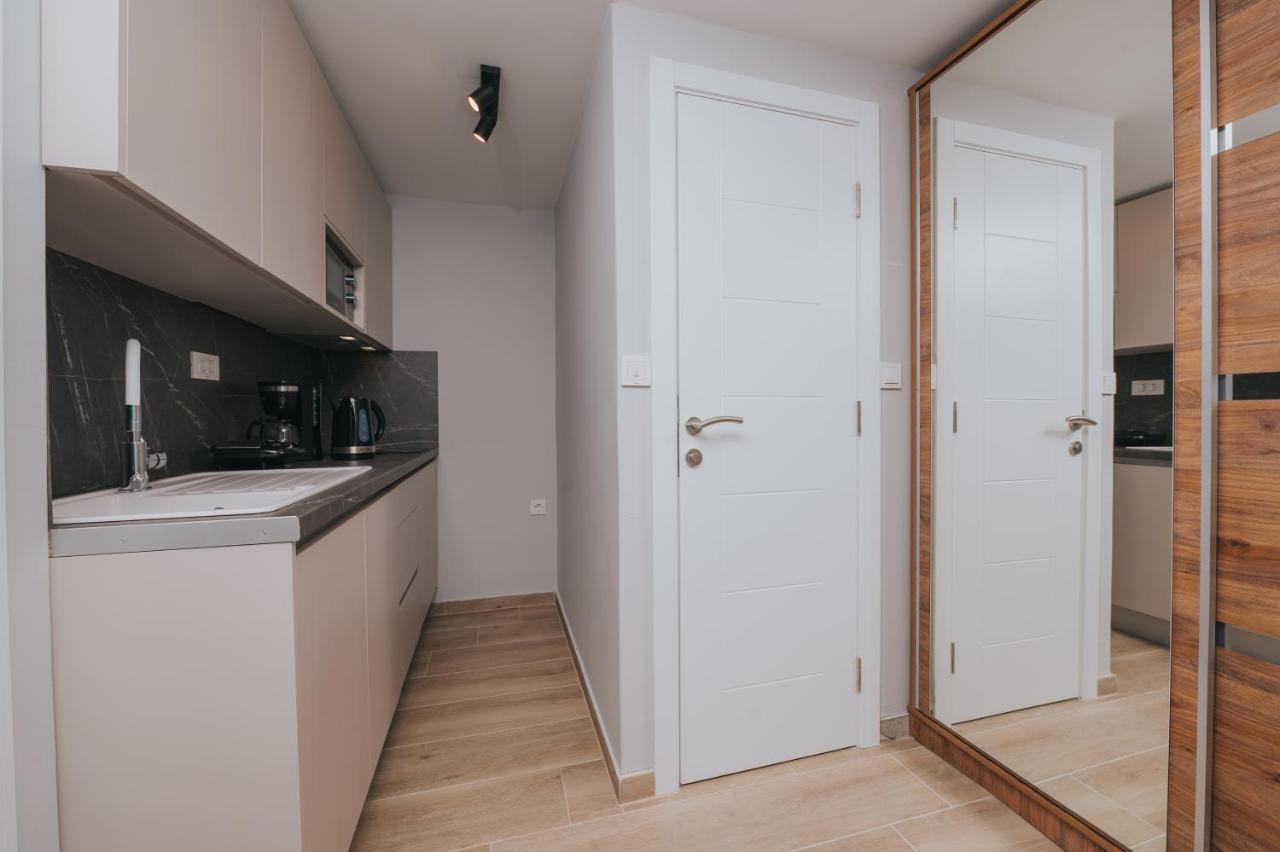 Apartments Virgine Maria I Baska  Bagian luar foto