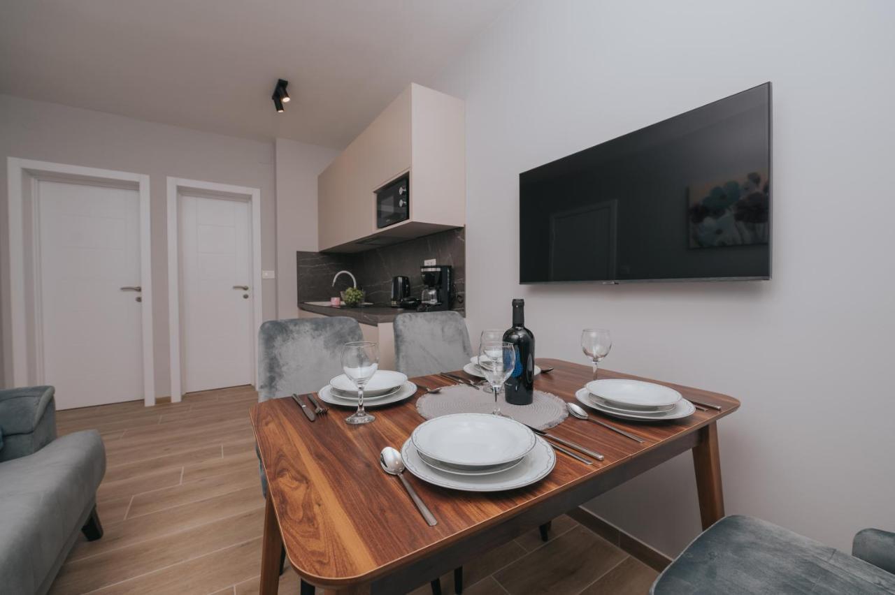 Apartments Virgine Maria I Baska  Bagian luar foto